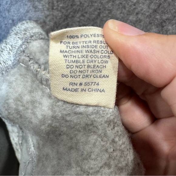 Simply Southern Gray Fleece‎ Vest Women’s Size S | Cozy Full Zip Outerwear - Picture 8 of 8